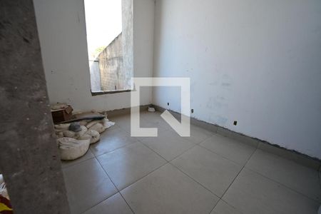 Casa à venda com 3 quartos, 109m² em Residencial Itaipú, Goiânia
