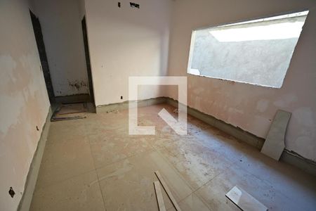 Casa à venda com 3 quartos, 109m² em Residencial Itaipú, Goiânia