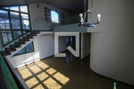 Casa para alugar com 4 quartos, 336m² em Jardim Santa Rosália, Sorocaba