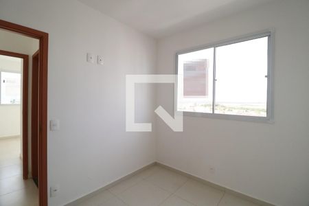 Quarto 1 de apartamento para alugar com 2 quartos, 47m² em Jardim Holanda, Uberlândia