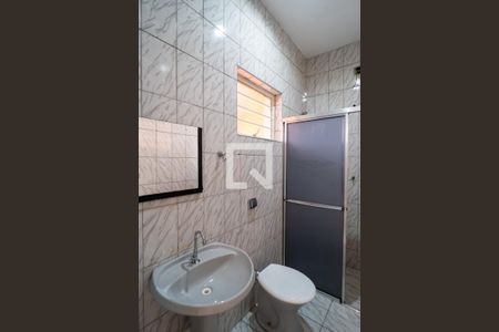 Banheiro da Suíte de casa para alugar com 3 quartos, 124m² em Vila Barcelona, Sorocaba