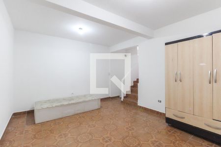 Sala/Quarto de casa para alugar com 1 quarto, 45m² em Conjunto Residencial José Bonifácio, São Paulo