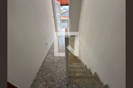 Corredor de casa para alugar com 3 quartos, 120m² em Minaslandia, Belo Horizonte