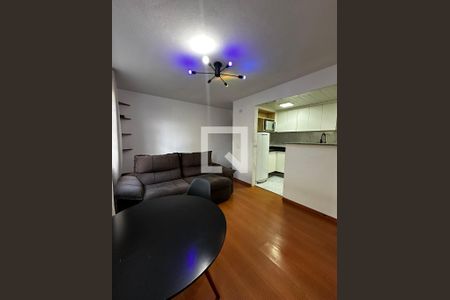 Sala de apartamento para alugar com 2 quartos, 48m² em Cidade Industrial de Curitiba, Curitiba