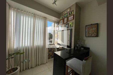 Apartamento à venda com 2 quartos, 98m² em Morro do Espelho, São Leopoldo