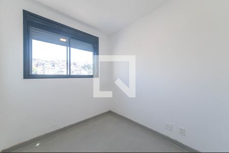 Quarto 1 de apartamento para alugar com 2 quartos, 38m² em Jardim São Luís, São Paulo