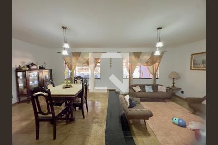 Sala de casa à venda com 3 quartos, 250m² em Jardim Las Vegas, Guarulhos