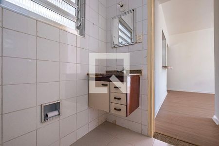 Banheiro de apartamento para alugar com 1 quarto, 40m² em Pinheiros, São Paulo