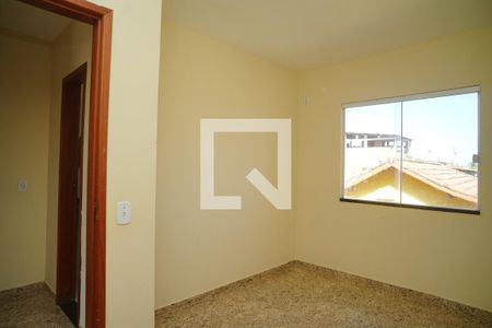 Quarto 1 de casa para alugar com 2 quartos, 60m² em Caxito Pequeno, Maricá