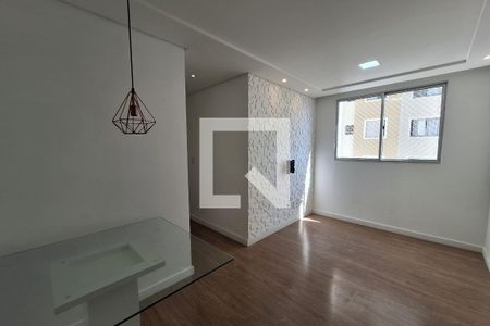 Sala de apartamento para alugar com 2 quartos, 43m² em Vila Homero Thon, Santo André