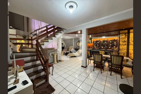 Sala de casa para alugar com 5 quartos, 400m² em Jardim Atlântico, Florianópolis