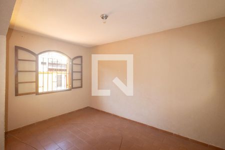 Sala de casa à venda com 4 quartos, 268m² em Campo Grande, Rio de Janeiro