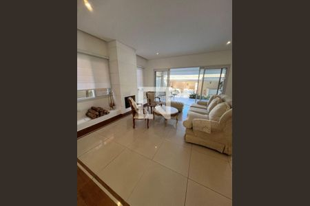 Casa para alugar com 3 quartos, 338m² em Alphaville, Santana de Parnaíba