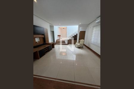 Casa para alugar com 3 quartos, 338m² em Alphaville, Santana de Parnaíba