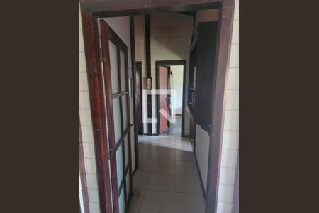 Corredor de casa de condomínio à venda com 3 quartos, 1300m² em Chácaras Alpina, Valinhos