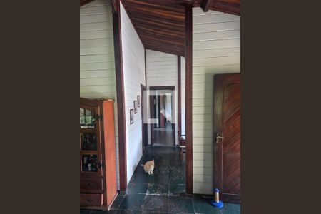 Corredor de casa de condomínio à venda com 3 quartos, 1300m² em Chácaras Alpina, Valinhos