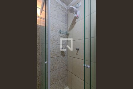 Banheiro de apartamento à venda com 1 quarto, 41m² em Cristal, Porto Alegre