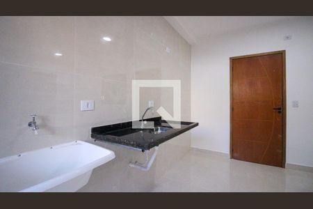 Sala/Cozinha de apartamento para alugar com 2 quartos, 50m² em Jardim Caguassu, São Paulo