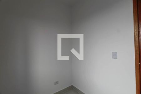 Quarto de apartamento para alugar com 2 quartos, 57m² em Jardim Caguassu, São Paulo