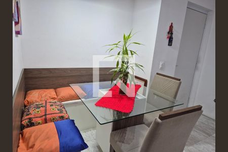 Sala de apartamento para alugar com 2 quartos, 50m² em Parque São Lourenço, São Paulo