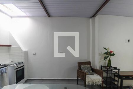Sala/Cozinha de casa para alugar com 1 quarto, 37m² em Vila Alpina, São Paulo