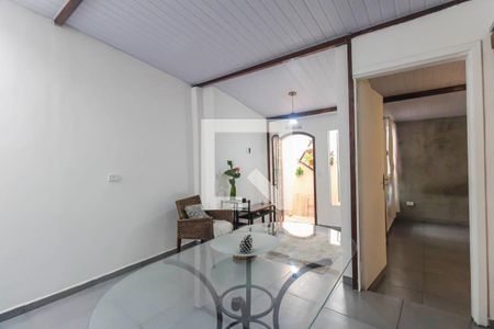 Sala/Cozinha de casa para alugar com 1 quarto, 37m² em Vila Alpina, São Paulo