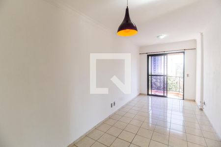 Sala  de apartamento para alugar com 1 quarto, 61m² em Jardim Tupanci, Barueri