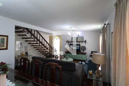 Sala de casa à venda com 3 quartos, 175m² em Campo Grande, Rio de Janeiro