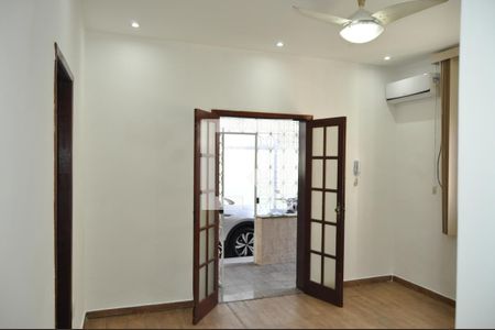 Casa de Condomínio para alugar com 3 quartos, 130m² em Todos Os Santos, Rio de Janeiro