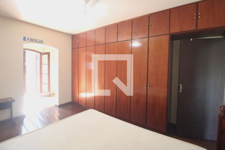 Suíte 1 de casa para alugar com 4 quartos, 409m² em Vila Campo Grande, São Paulo