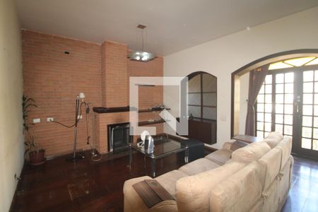 Casa para alugar com 4 quartos, 409m² em Vila Campo Grande, São Paulo