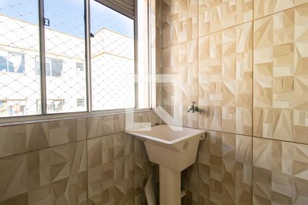 Cozinha e Área de Serviço de apartamento à venda com 2 quartos, 47m² em Ganchinho, Curitiba