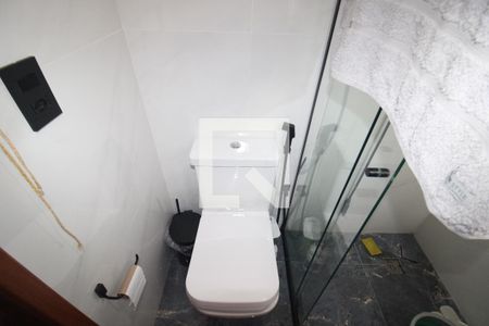 Quarto 1 - Banheiro de casa de condomínio para alugar com 2 quartos, 79m² em Parada Inglesa, São Paulo