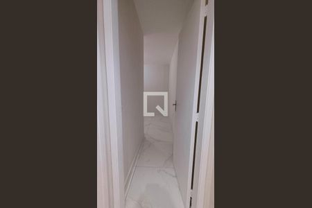 Corredor de apartamento à venda com 2 quartos, 56m² em Barreto, Niterói