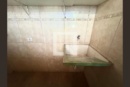 Área de Serviço de casa para alugar com 2 quartos, 76m² em Bandeiras, Osasco