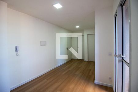 Sala  de apartamento para alugar com 2 quartos, 41m² em Caguaçu, Sorocaba