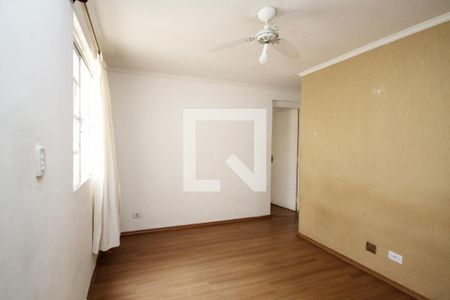 Sala de apartamento para alugar com 2 quartos, 48m² em Chácara Roselândia, Cotia