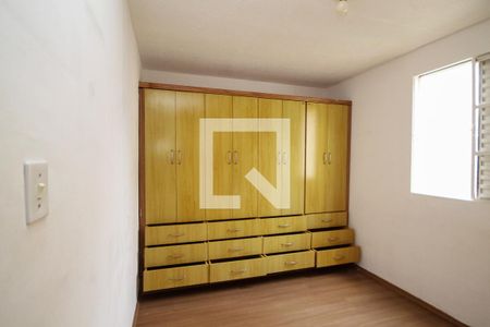 Quarto 1 de apartamento para alugar com 2 quartos, 48m² em Chácara Roselândia, Cotia