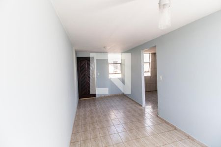 Sala  de casa para alugar com 2 quartos, 50m² em Conjunto Habitacional Presidente Castelo Branco, Carapicuíba