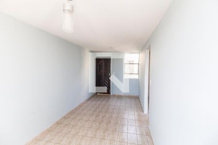 Sala  de casa para alugar com 2 quartos, 50m² em Conjunto Habitacional Presidente Castelo Branco, Carapicuíba
