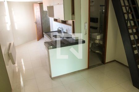 Apartamento para alugar com 2 quartos, 44m² em Palmeiras, Cabo Frio