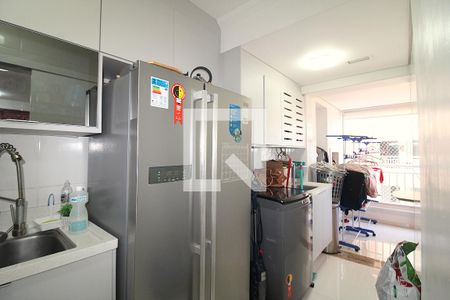 Sala / Cozinha de apartamento para alugar com 2 quartos, 63m² em Parque Sao Domingos, São Paulo