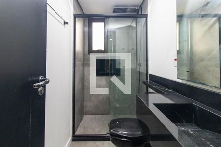 Banheiro de apartamento para alugar com 1 quarto, 50m² em Partenon, Porto Alegre