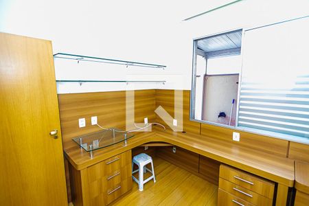 Quarto 1 de apartamento para alugar com 3 quartos, 118m² em Santa Rosa, Belo Horizonte