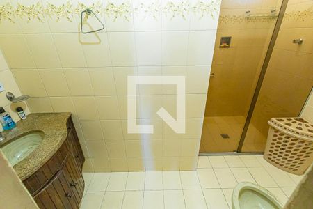 suite de casa para alugar com 3 quartos, 180m² em Alto Caiçaras, Belo Horizonte