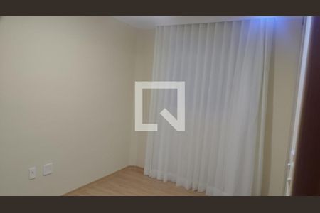 Suíte  de casa para alugar com 4 quartos, 260m² em Centro, Contagem