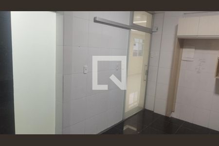 Casa para alugar com 4 quartos, 260m² em Centro, Contagem