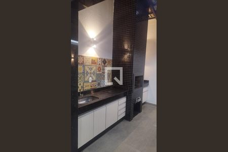 Casa para alugar com 4 quartos, 260m² em Centro, Contagem