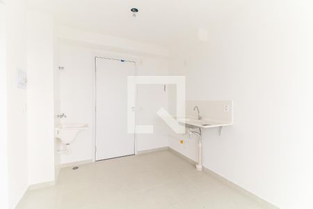 Sala/Cozinha de apartamento para alugar com 2 quartos, 33m² em Jardim Soares, São Paulo