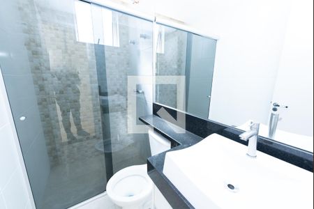 Banheiro da Suíte de apartamento para alugar com 2 quartos, 60m² em Jk, Contagem